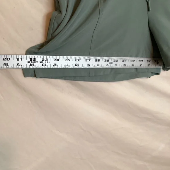 All in motion women’s athletic shorts - Picture 2 of 10